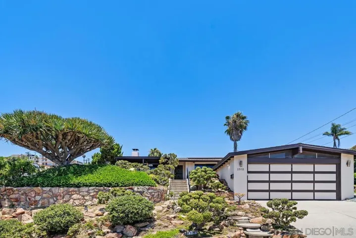 2512 San Joaquin, San Diego, California 92109