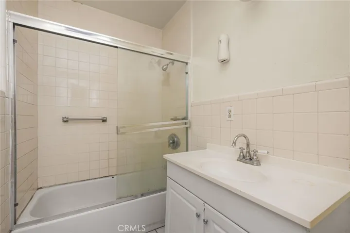 14519 Dinard, Norwalk, California 90650