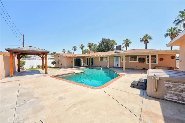 1410 Kellogg, Corona, California 92879