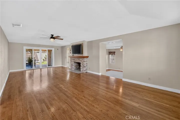 1410 Kellogg, Corona, California 92879