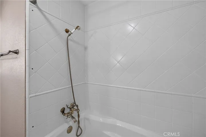 1410 Kellogg, Corona, California 92879
