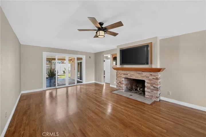 1410 Kellogg, Corona, California 92879