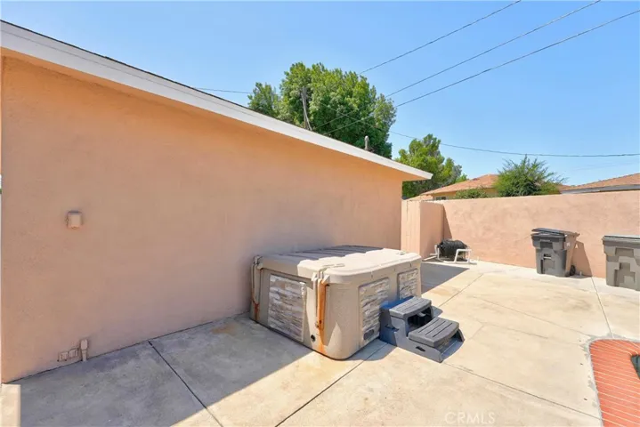 1410 Kellogg, Corona, California 92879