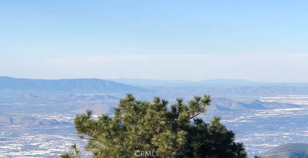 31531 Ocean View Drive, Running Springs, California 92382 — photo 4