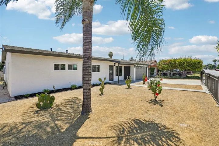 902 E Olive Street, Pomona, California 91766