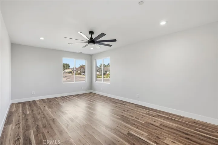 Formal Dining Area/Seperate Living Space