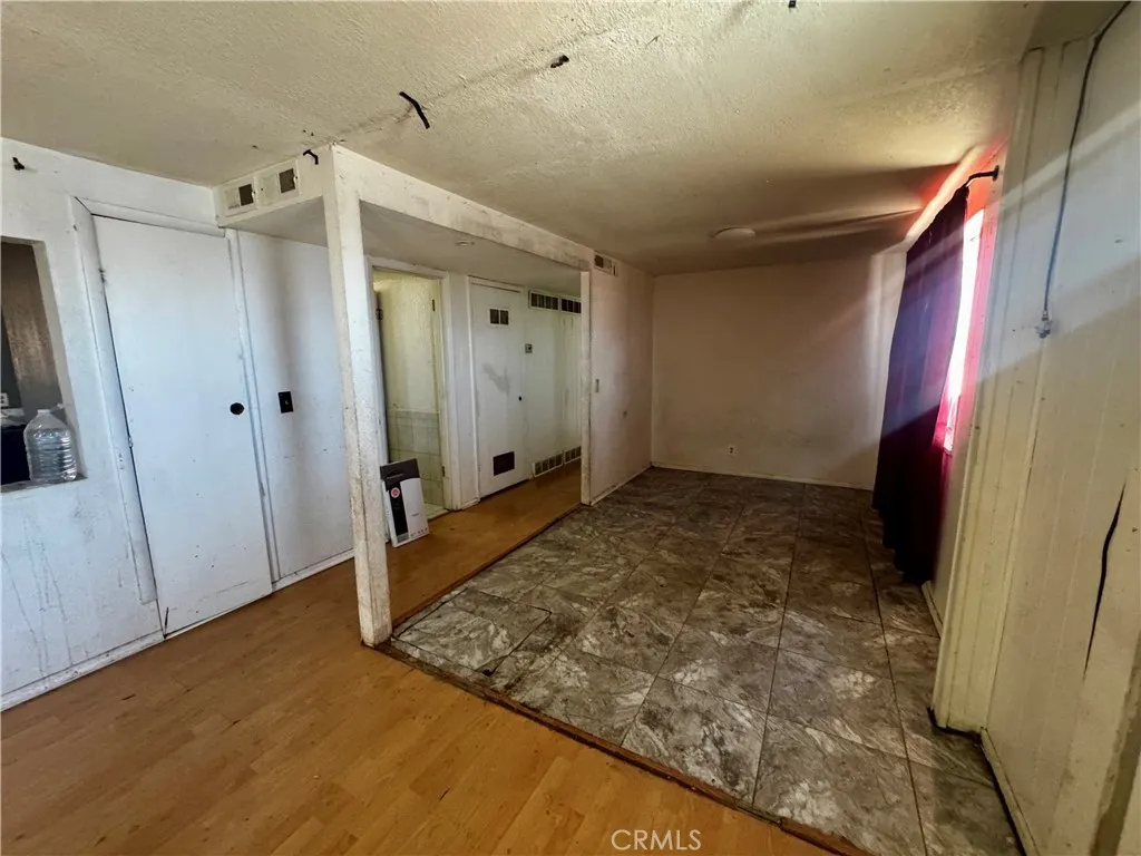 2045 Desoto Street, Needles, California 92363 — photo 4