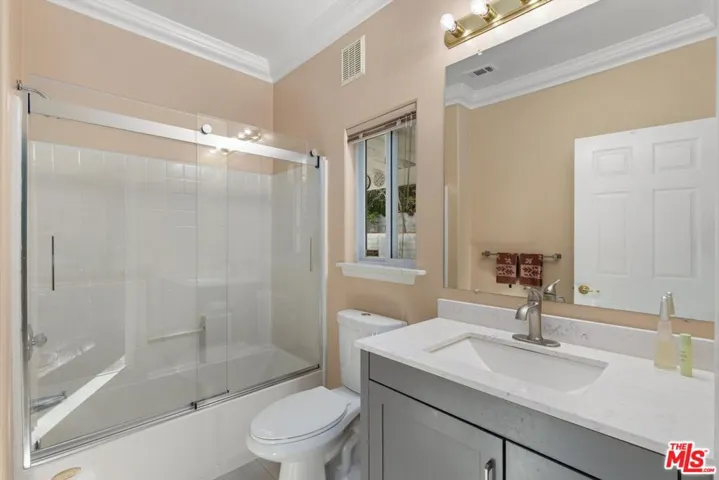 1751 Monte Vista Drive, Vista, California 92084