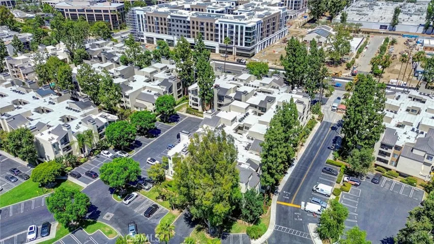 5545 Canoga Avenue 220, Woodland Hills, California 91367
