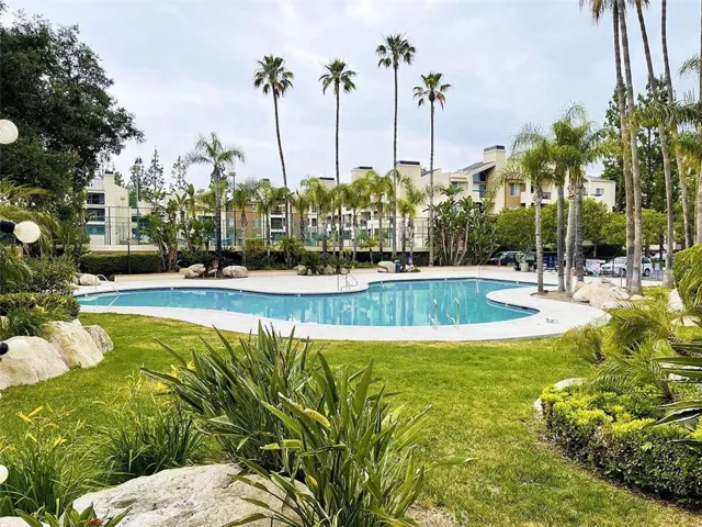 5545 Canoga Avenue 220, Woodland Hills, California 91367