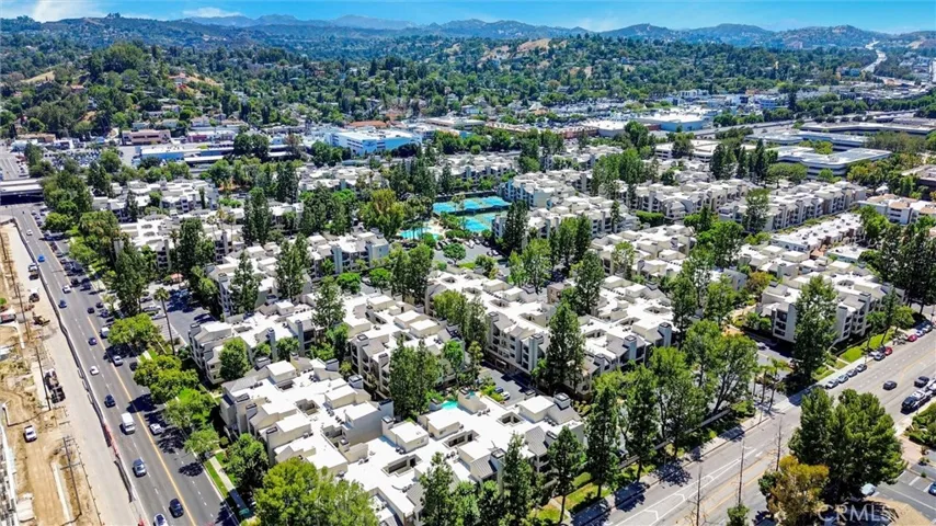 5545 Canoga Avenue 220, Woodland Hills, California 91367