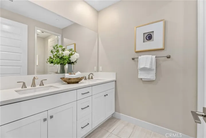 110 Spiral, Irvine, California 92618