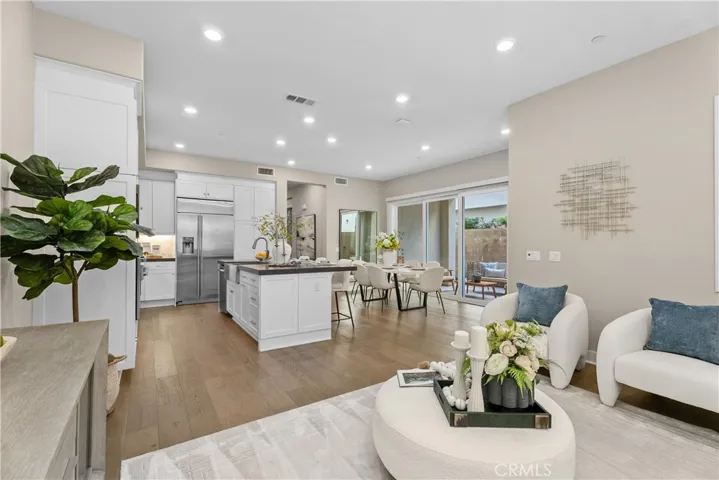 110 Spiral, Irvine, California 92618