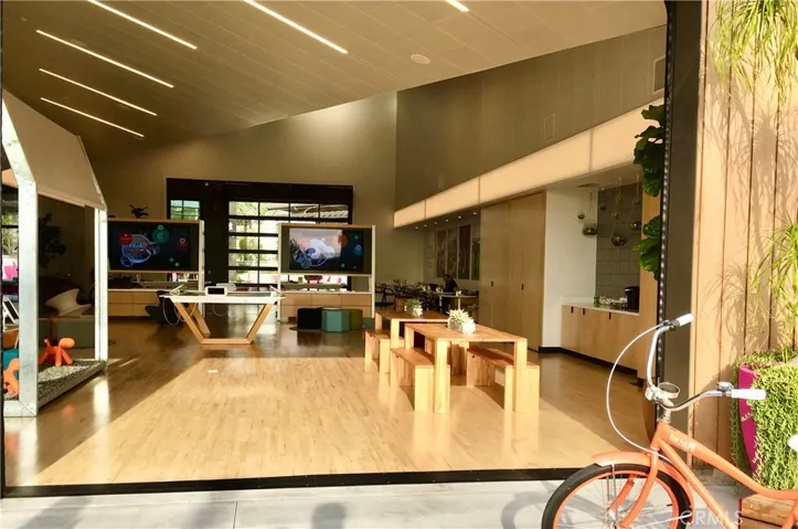 110 Spiral, Irvine, California 92618