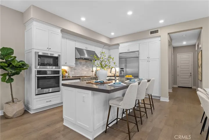 110 Spiral, Irvine, California 92618