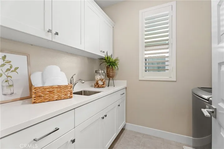 110 Spiral, Irvine, California 92618