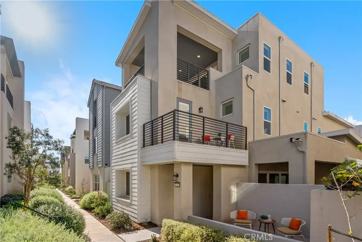 110 Spiral, Irvine, California 92618