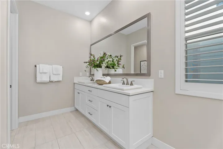 110 Spiral, Irvine, California 92618