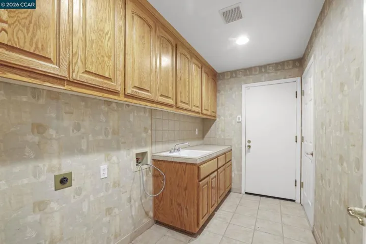 4321 Gold Run Dr, Oakley, California 94561