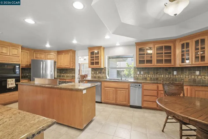 4321 Gold Run Dr, Oakley, California 94561