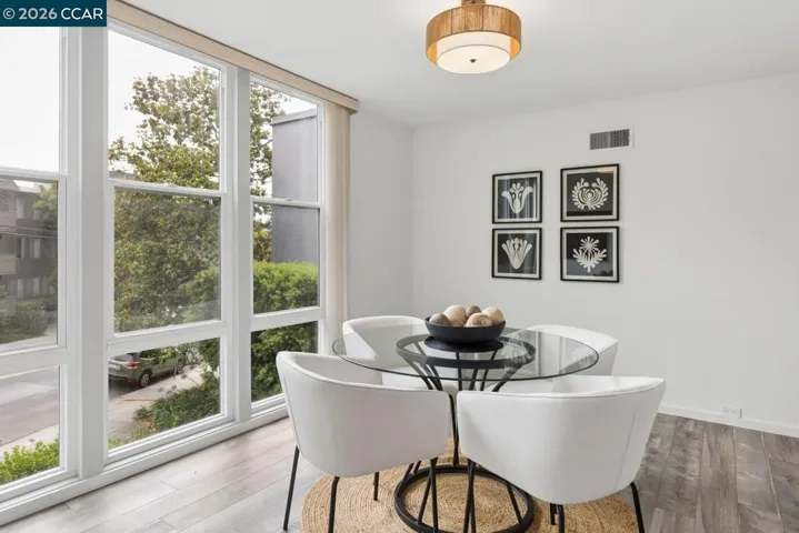 3945 Harrison St 23, Oakland, California 94611