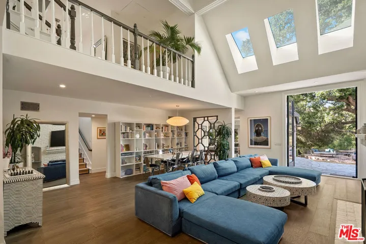 29105 Old Mill Creek Lane, Agoura Hills, California 91301