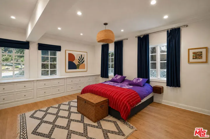 29105 Old Mill Creek Lane, Agoura Hills, California 91301