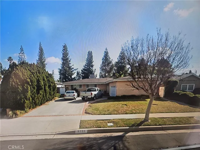 9758 Rhea Avenue, Northridge, California 91324