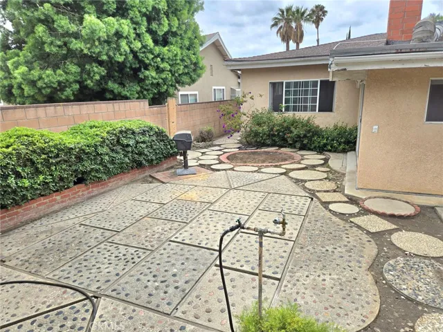 9758 Rhea Avenue, Northridge, California 91324