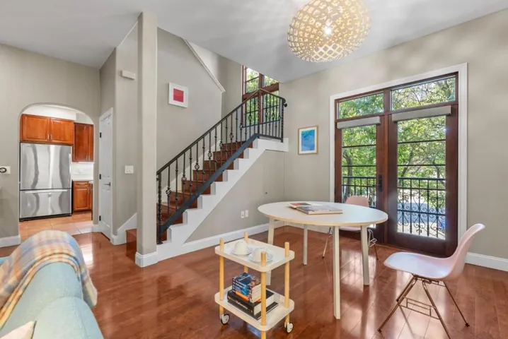 244 View Street, Mountain View, California 94041