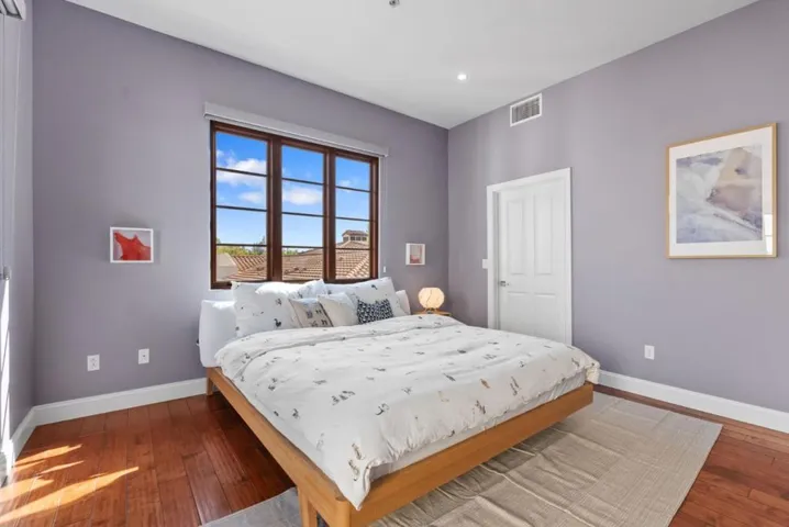 244 View Street, Mountain View, California 94041