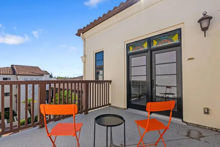 244 View Street, Mountain View, California 94041