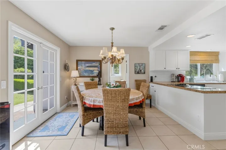 2552 Sunset, Riverside, California 92506