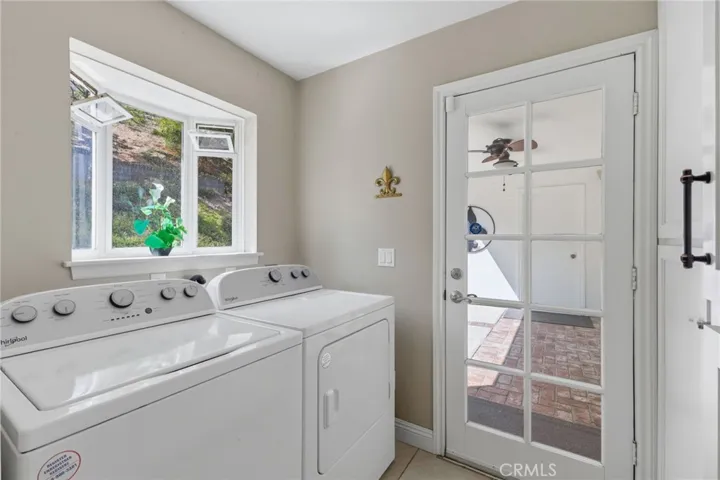 2552 Sunset, Riverside, California 92506