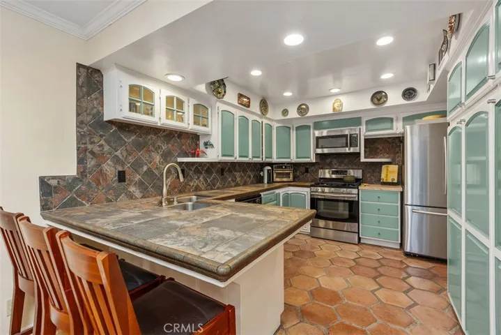 20 Leatherwood, Irvine, California 92612