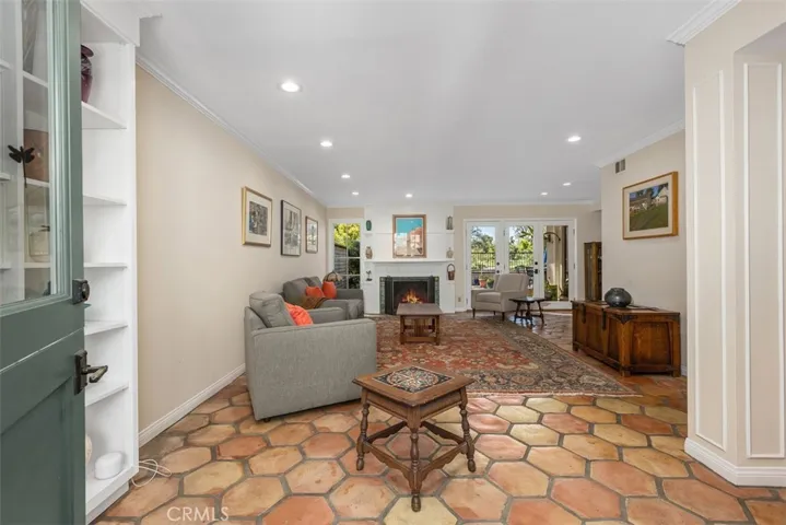 20 Leatherwood, Irvine, California 92612