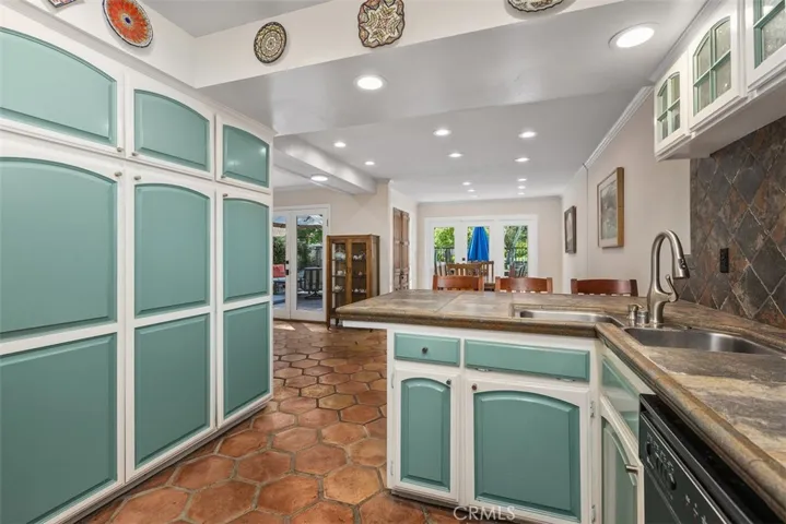 20 Leatherwood, Irvine, California 92612