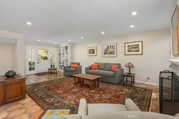 20 Leatherwood, Irvine, California 92612