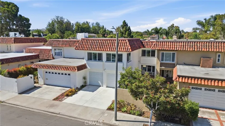 26 Palmento Way, Irvine, California 92612