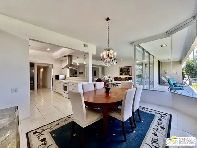 197 Desert Lakes Drive, Palm Springs, California 92264