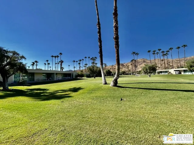 197 Desert Lakes Drive, Palm Springs, California 92264