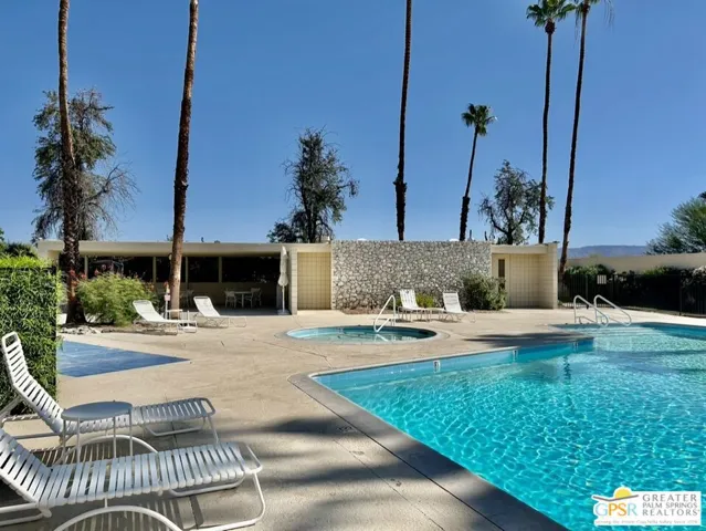 197 Desert Lakes Drive, Palm Springs, California 92264