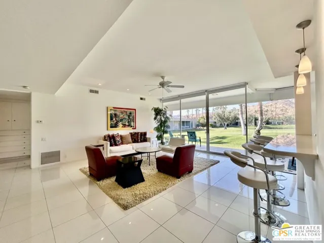 197 Desert Lakes Drive, Palm Springs, California 92264