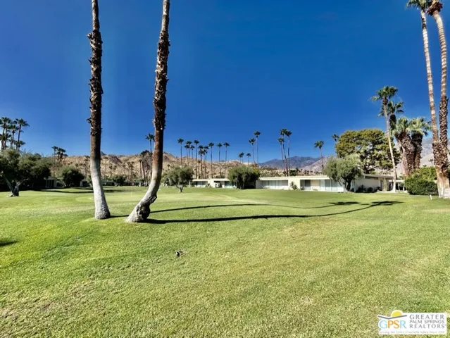 197 Desert Lakes Drive, Palm Springs, California 92264