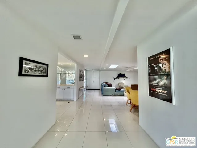 197 Desert Lakes Drive, Palm Springs, California 92264