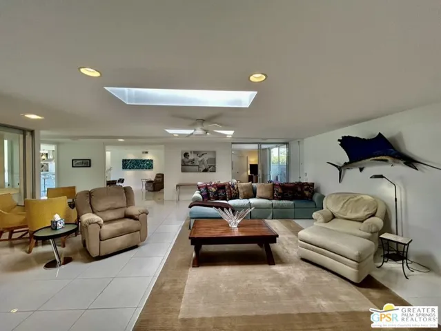 197 Desert Lakes Drive, Palm Springs, California 92264