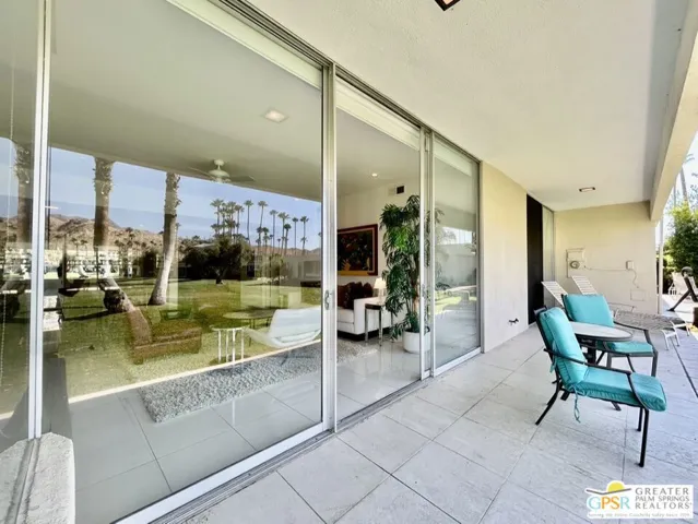 197 Desert Lakes Drive, Palm Springs, California 92264