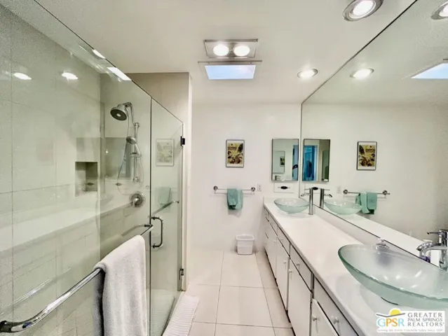 197 Desert Lakes Drive, Palm Springs, California 92264