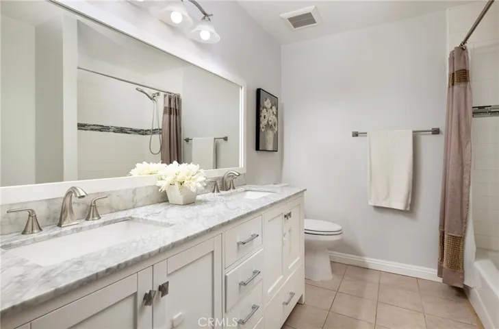 Hallway bath