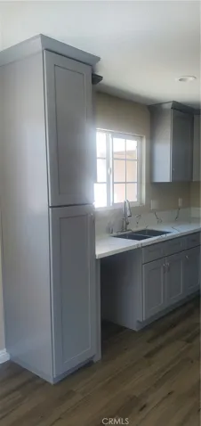 2945 S Castle Harbour B, Ontario, California 91761
